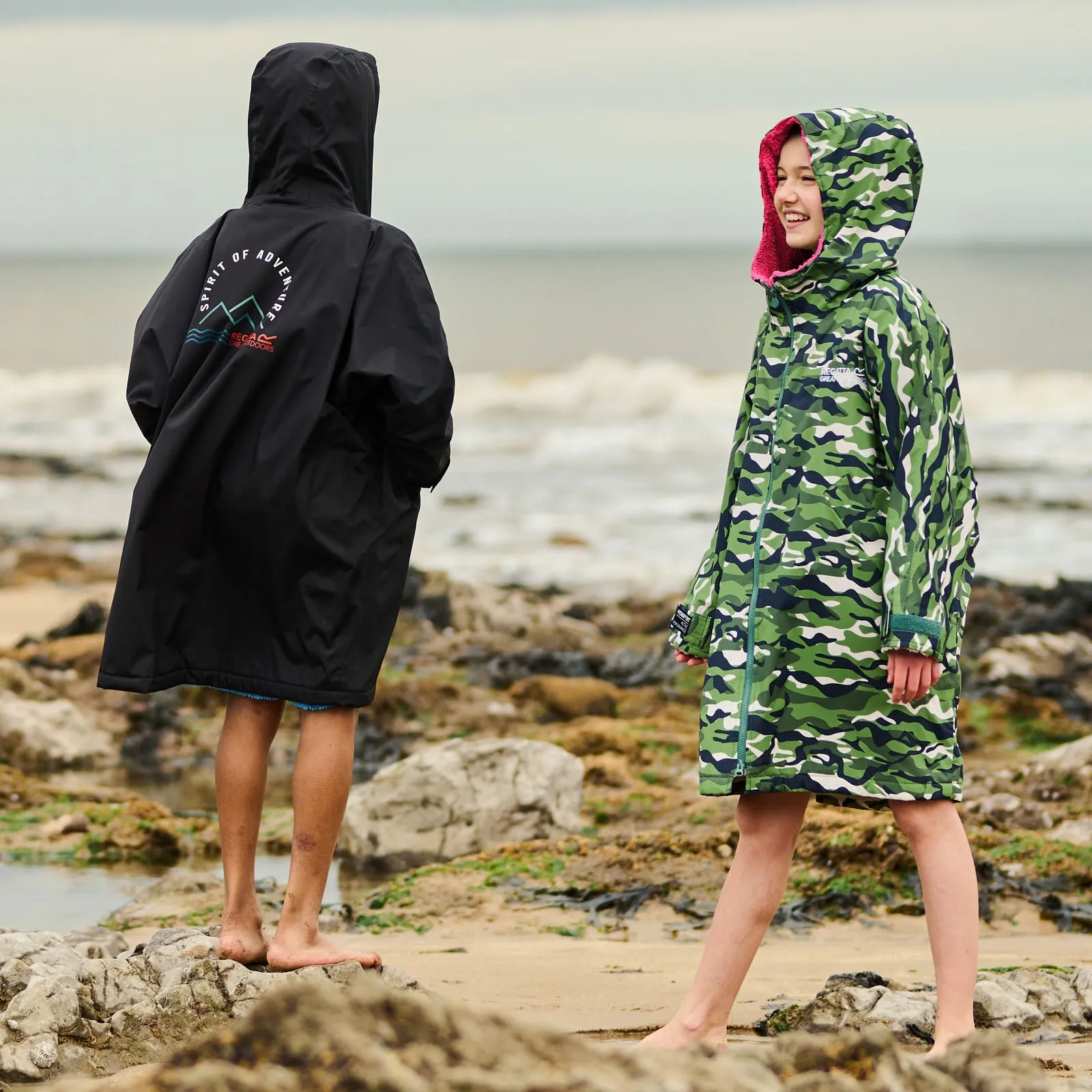 Regatta Kids Spirit Of Adventure Waterproof Changing Robe