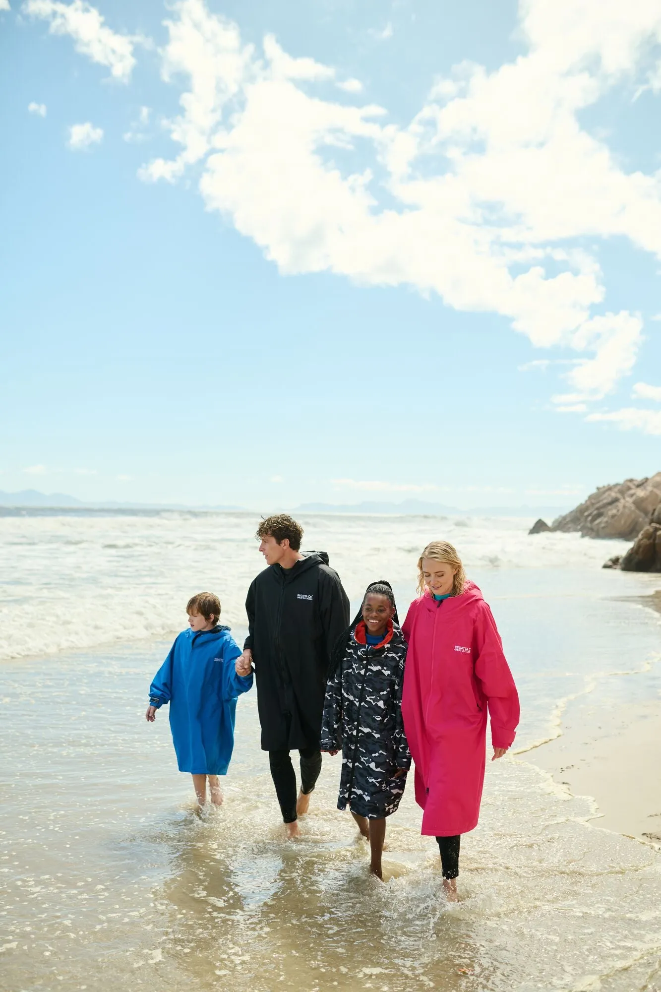 Regatta Kids Spirit Of Adventure Waterproof Changing Robe