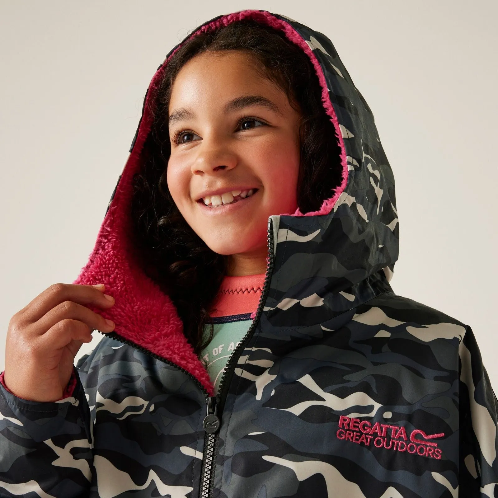 Regatta Kids Spirit Of Adventure Waterproof Changing Robe